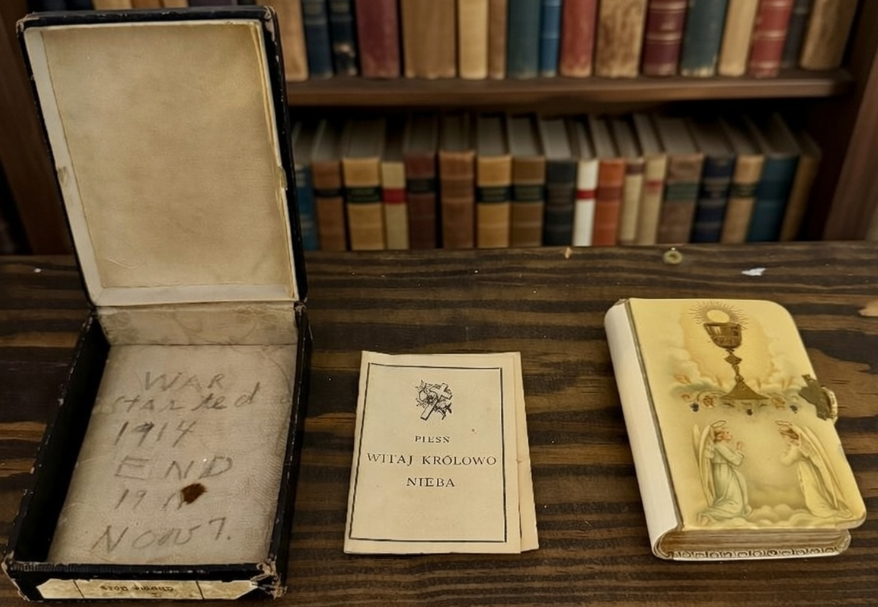 Antique Polish Catholic Celluloid Prayer Book w/ Original Box & Clasp (c.1910–19