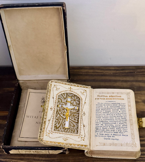 Antique Polish Catholic Celluloid Prayer Book w/ Original Box & Clasp (c.1910–19