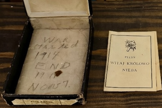 Antique Polish Catholic Celluloid Prayer Book w/ Original Box & Clasp (c.1910–19